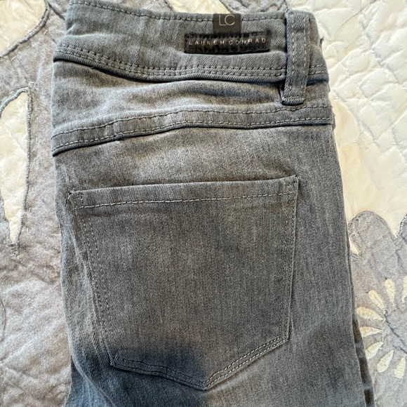 LC Lauren Conrad gray skinny jeans-size 2 - Picture 3 of 6